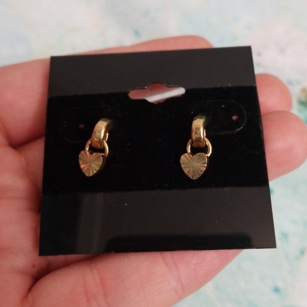 Dangle Heart Earrings - Picture 3 of 3